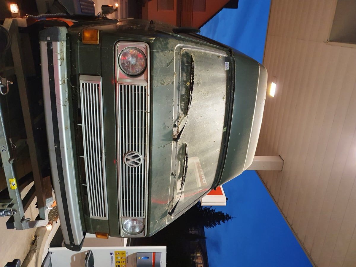 Bulli-Front auf dem Anhänger